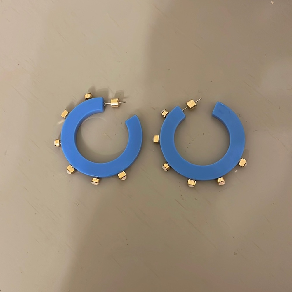 Nellie George - Smith & Co. Jewel Deaign Hoop Earrings